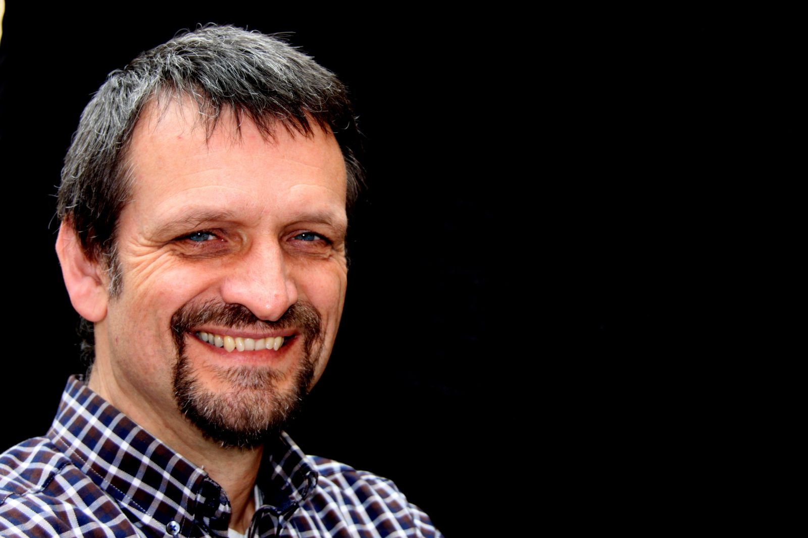 Hallo iedereen! Ignace Demaerel Hallo iedereen! Ignace Demaerel